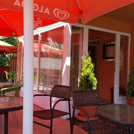 Havanna Etterem Es Vendeghaz Hotel Putnok Ngoại thất bức ảnh