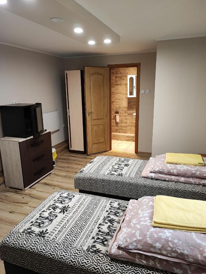 Havanna Etterem Es Vendeghaz Hotel Putnok Ngoại thất bức ảnh
