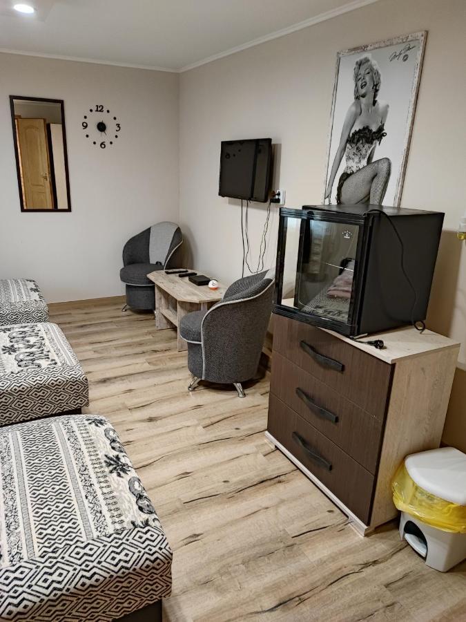 Havanna Etterem Es Vendeghaz Hotel Putnok Ngoại thất bức ảnh